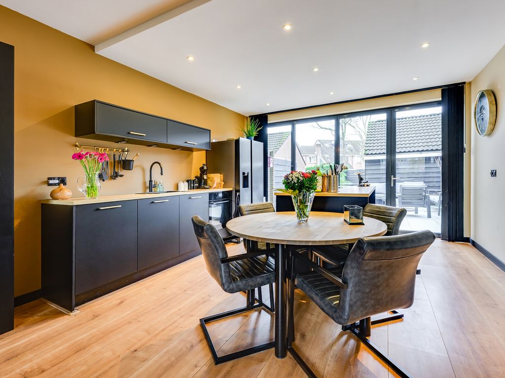 Boeier 68, Barendrecht