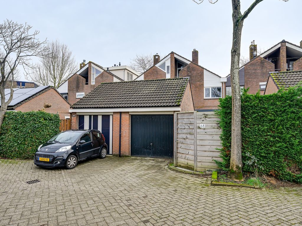 Boeier 68, Barendrecht