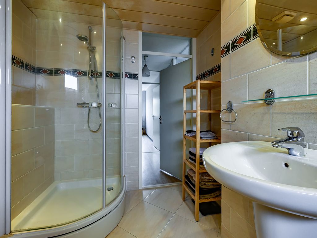 Boeier 68, Barendrecht