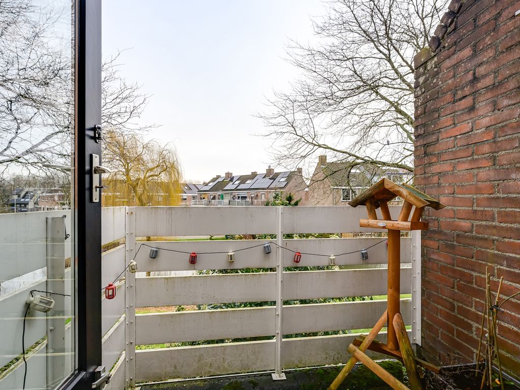 Boeier 68, Barendrecht