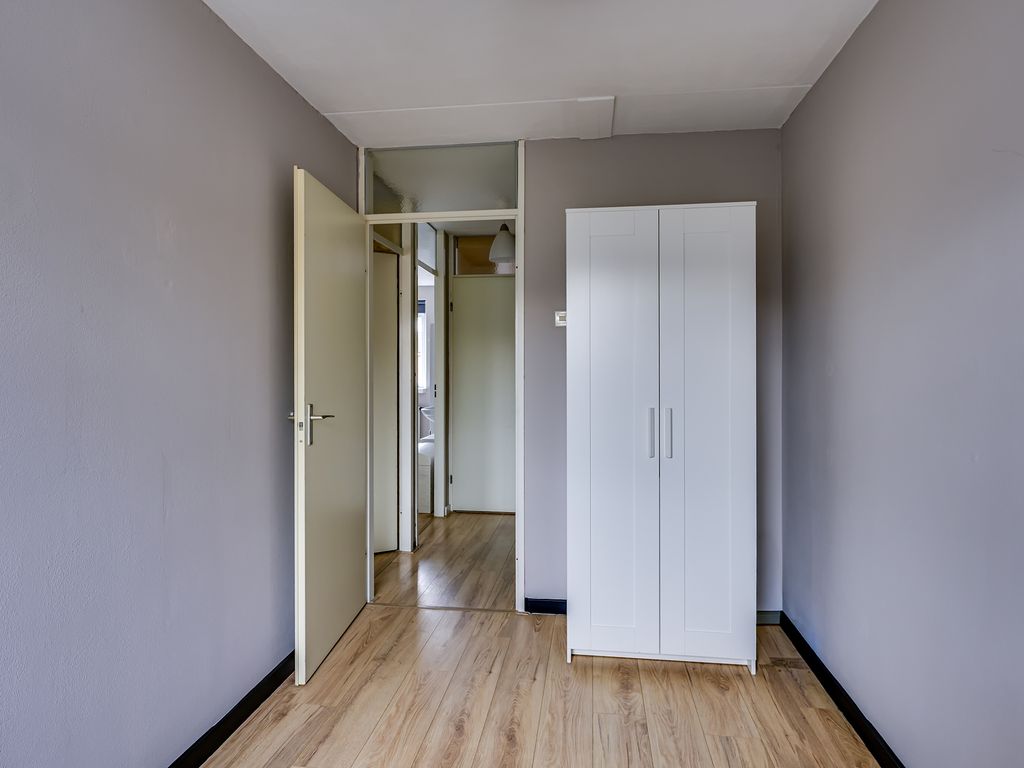 Boeier 68, Barendrecht