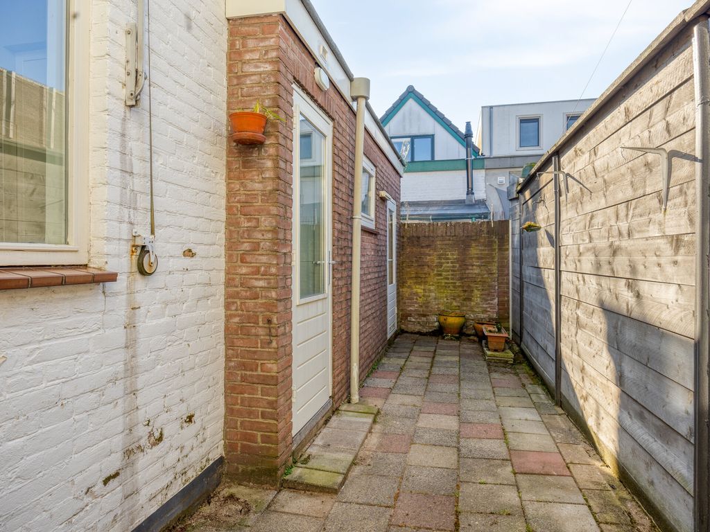 Hooftstraat 6, Dordrecht