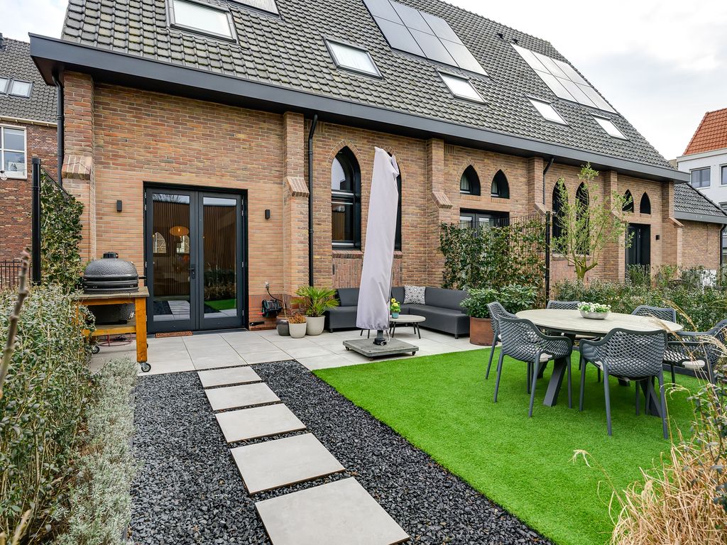 Waalslop 3, Poortugaal