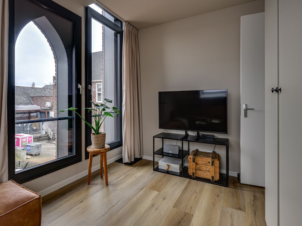 Waalslop 3, Poortugaal