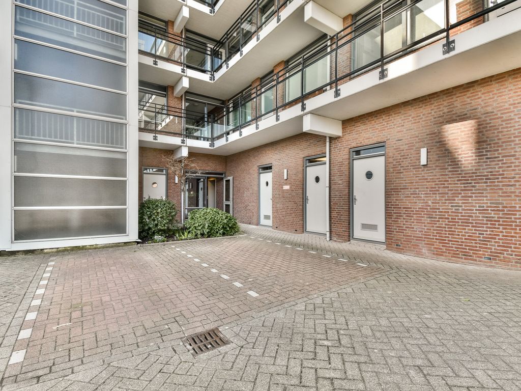 Avenue Carnisse 315, Barendrecht