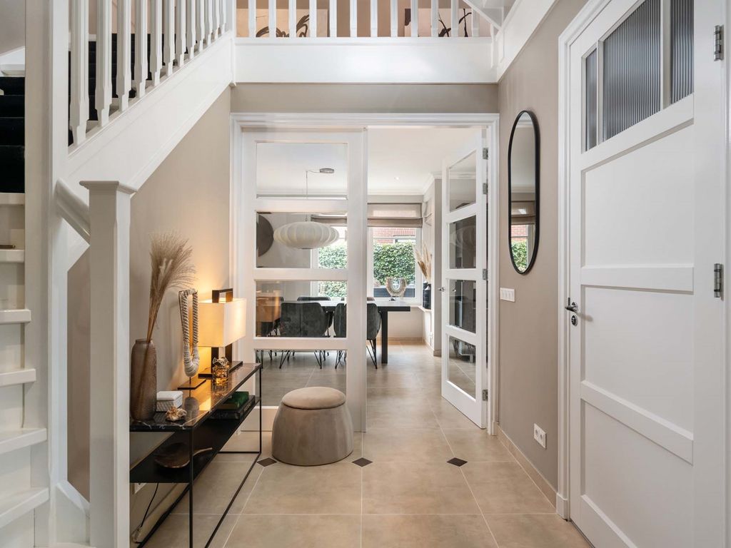 Vrijenburglaan 12, Barendrecht