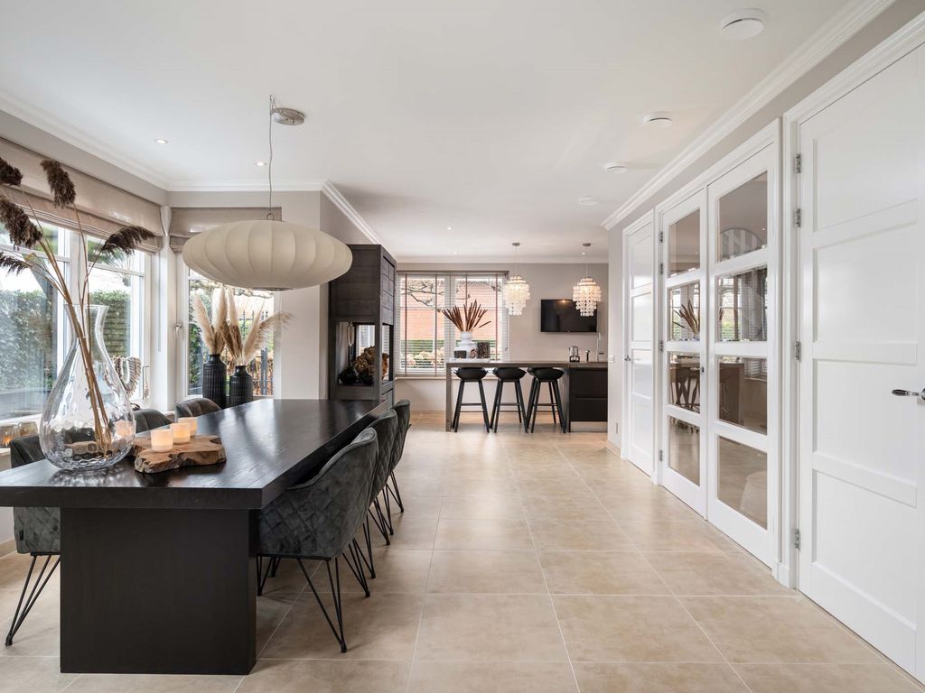 Vrijenburglaan 12, Barendrecht