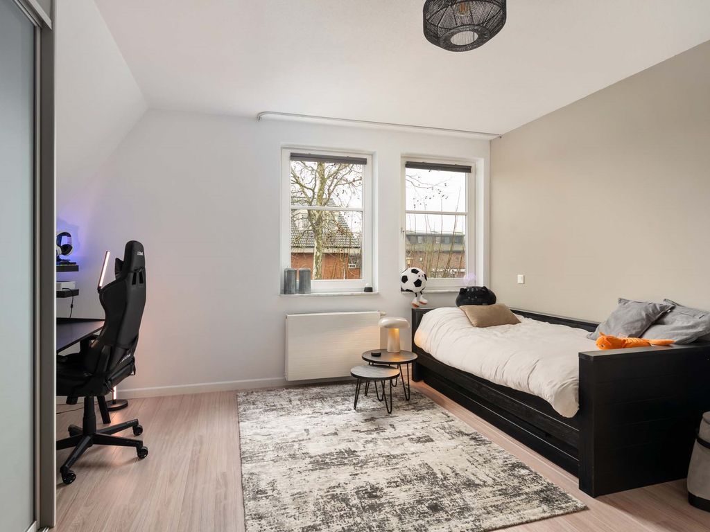 Vrijenburglaan 12, Barendrecht