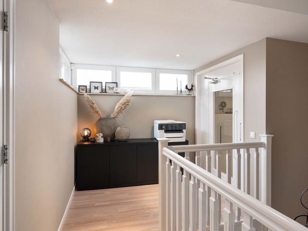 Vrijenburglaan 12, Barendrecht