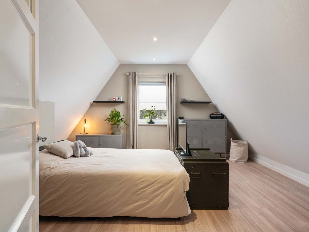 Vrijenburglaan 12, Barendrecht