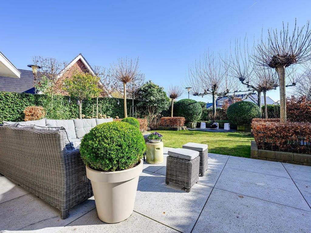 Vrijenburglaan 12, Barendrecht