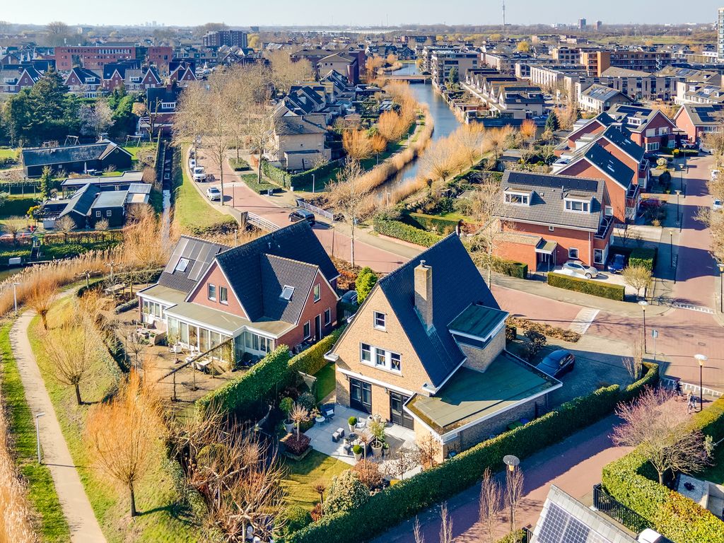 Vrijenburglaan 12, Barendrecht