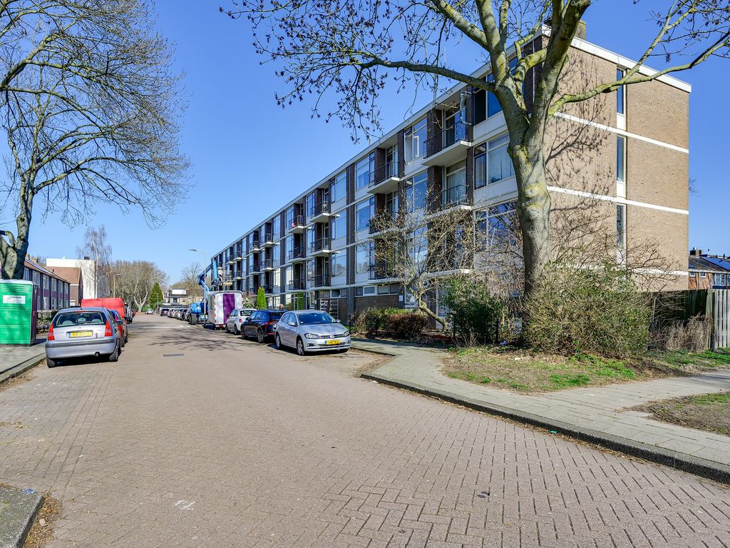 Orchideestraat 8B, Spijkenisse