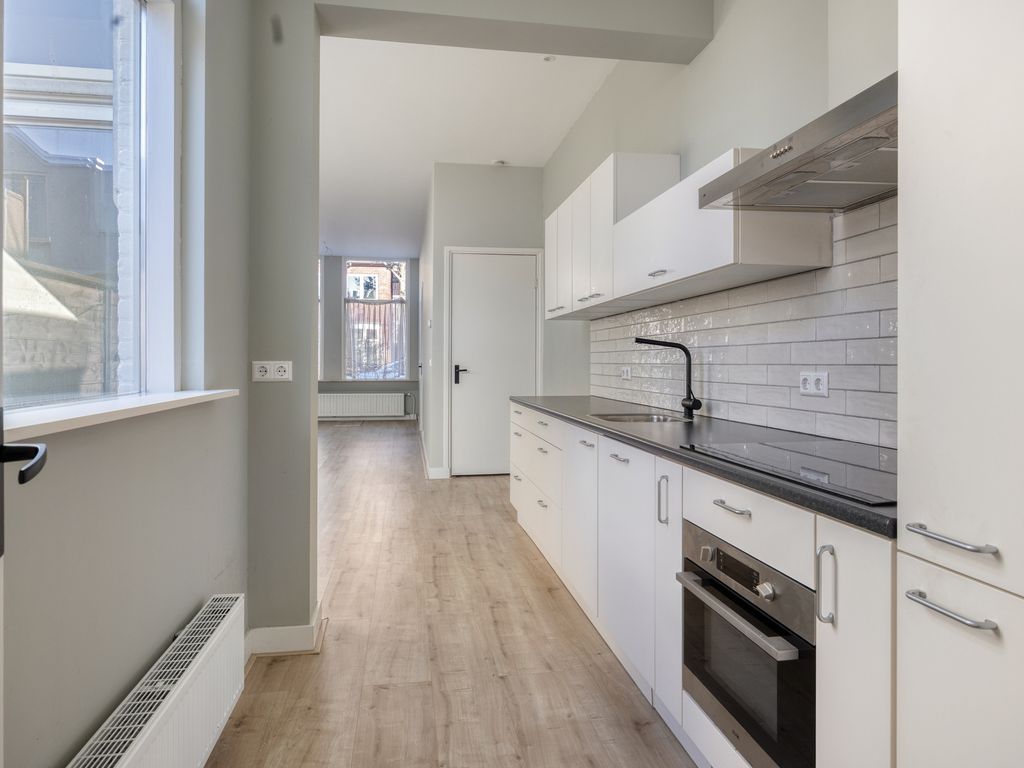 Hooftstraat 6, Dordrecht