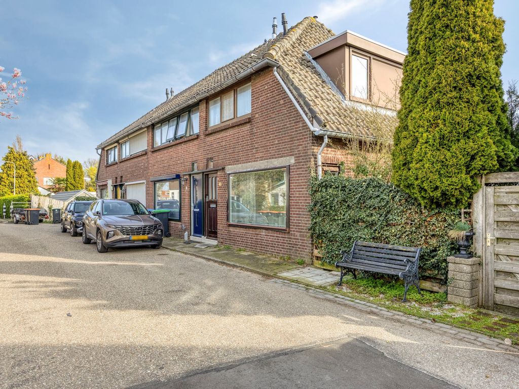 Reijerwaardseweg 40, Barendrecht