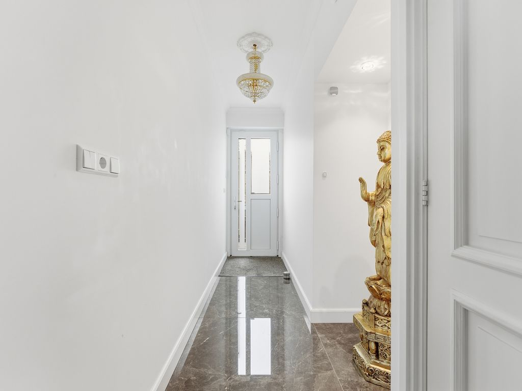 F. van der Poest Clementlaan 51, Poortugaal