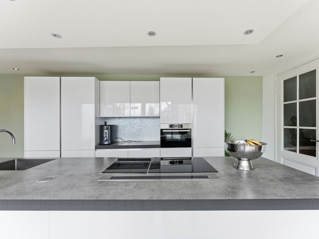 F. van der Poest Clementlaan 51, Poortugaal