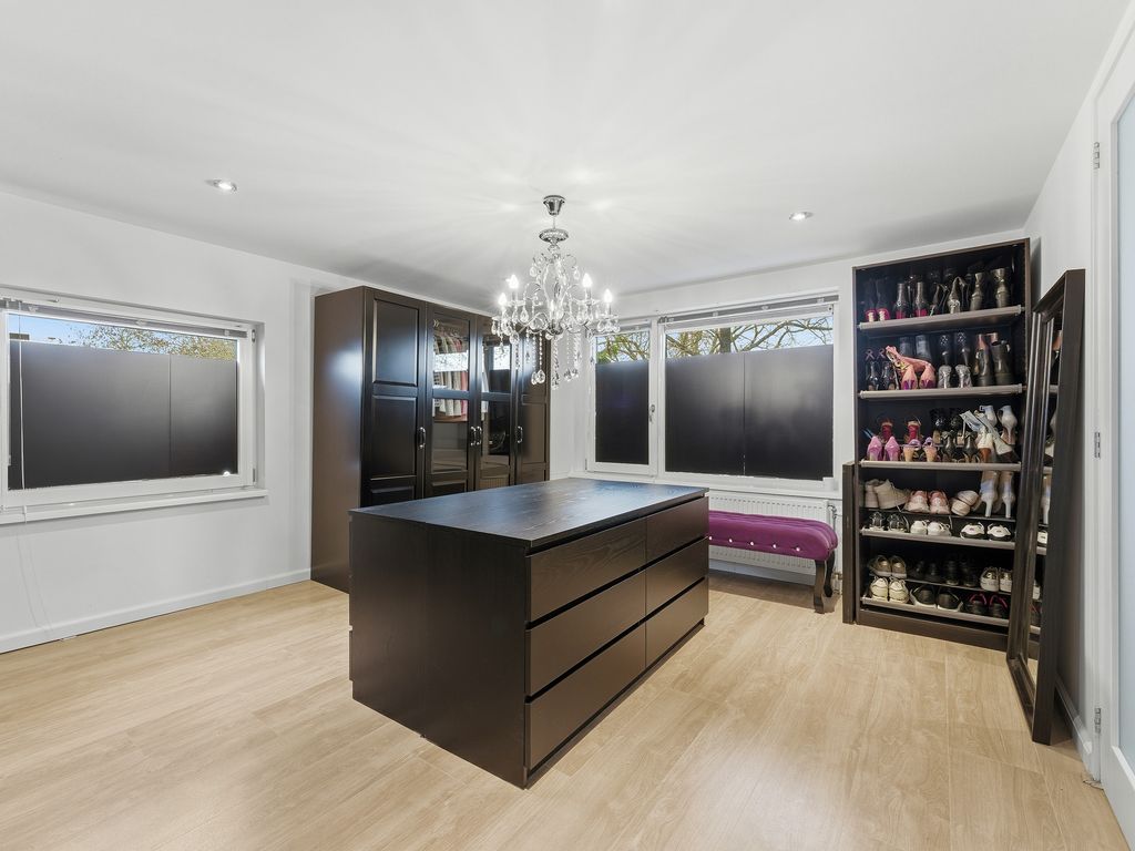 F. van der Poest Clementlaan 51, Poortugaal