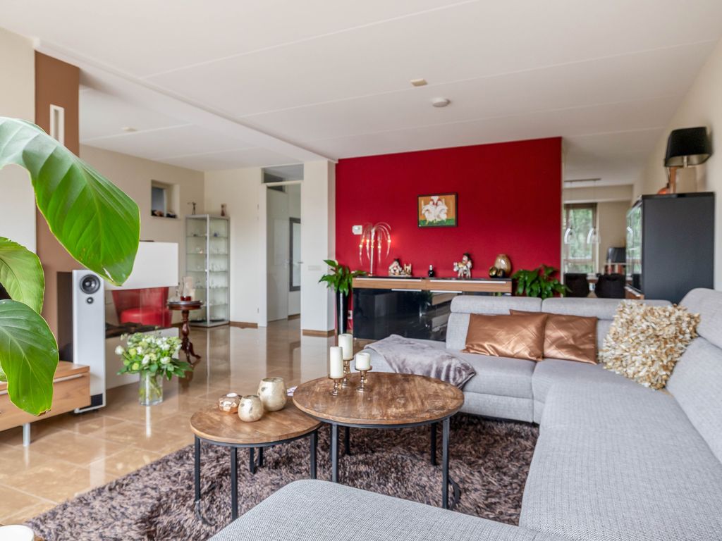 Vrijenburglaan 76, Barendrecht