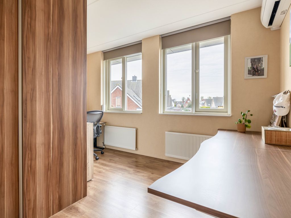 Vrijenburglaan 76, Barendrecht