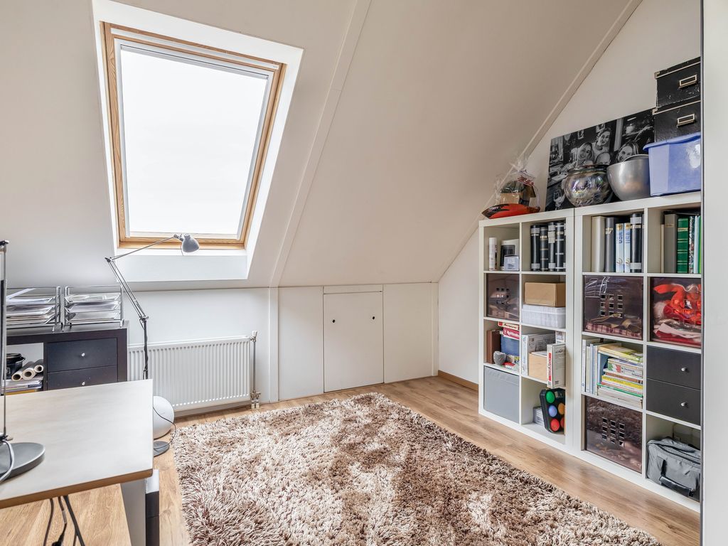 Vrijenburglaan 76, Barendrecht