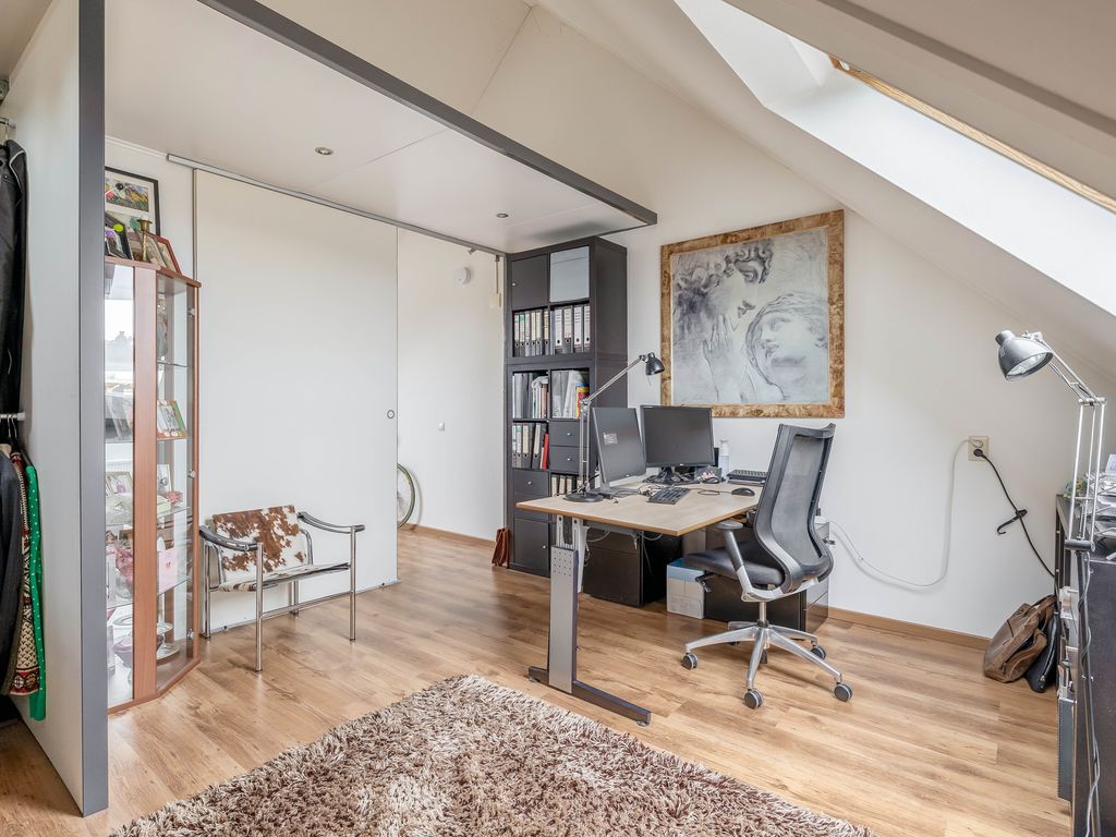 Vrijenburglaan 76, Barendrecht