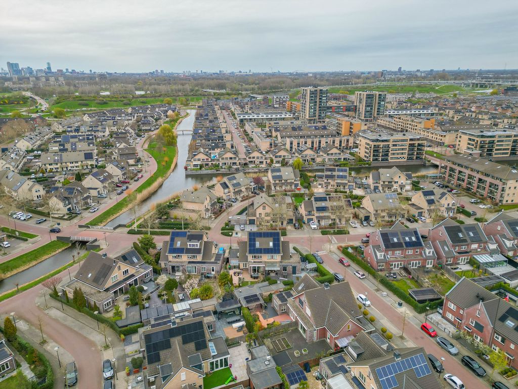 Vrijenburglaan 76, Barendrecht