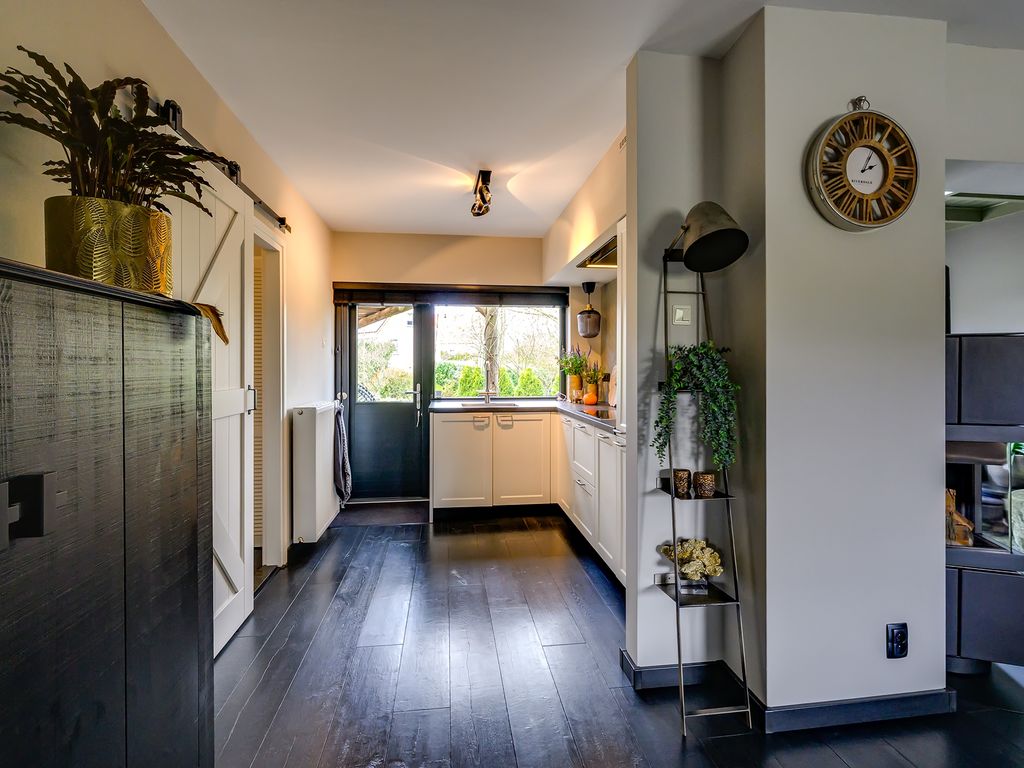 Slotvalkensteinsedijk 3A, Poortugaal