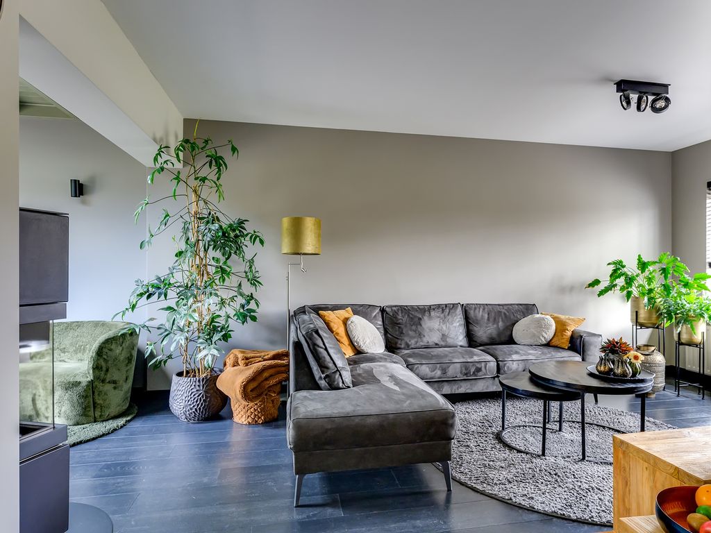 Slotvalkensteinsedijk 3A, Poortugaal