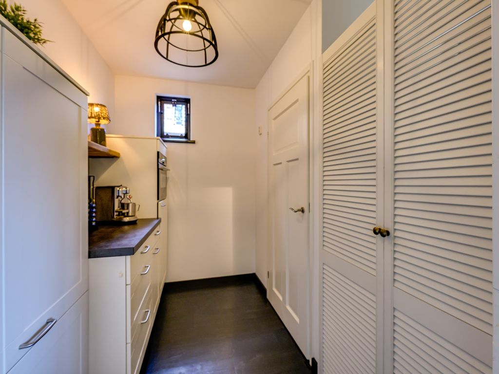 Slotvalkensteinsedijk 3A, Poortugaal