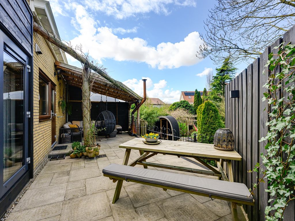 Slotvalkensteinsedijk 3A, Poortugaal