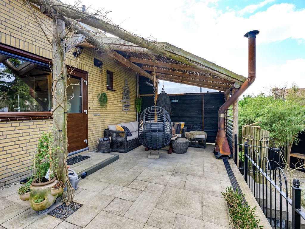 Slotvalkensteinsedijk 3A, Poortugaal