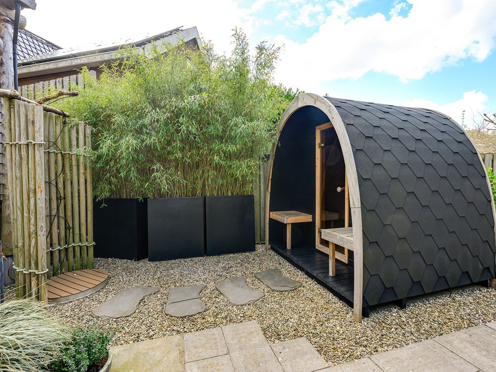 Slotvalkensteinsedijk 3A, Poortugaal