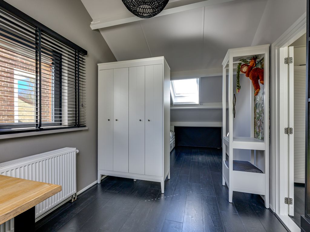 Slotvalkensteinsedijk 3A, Poortugaal