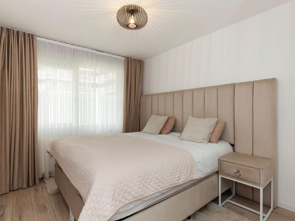 Zadkinerade 17, Capelle Aan Den Ijssel