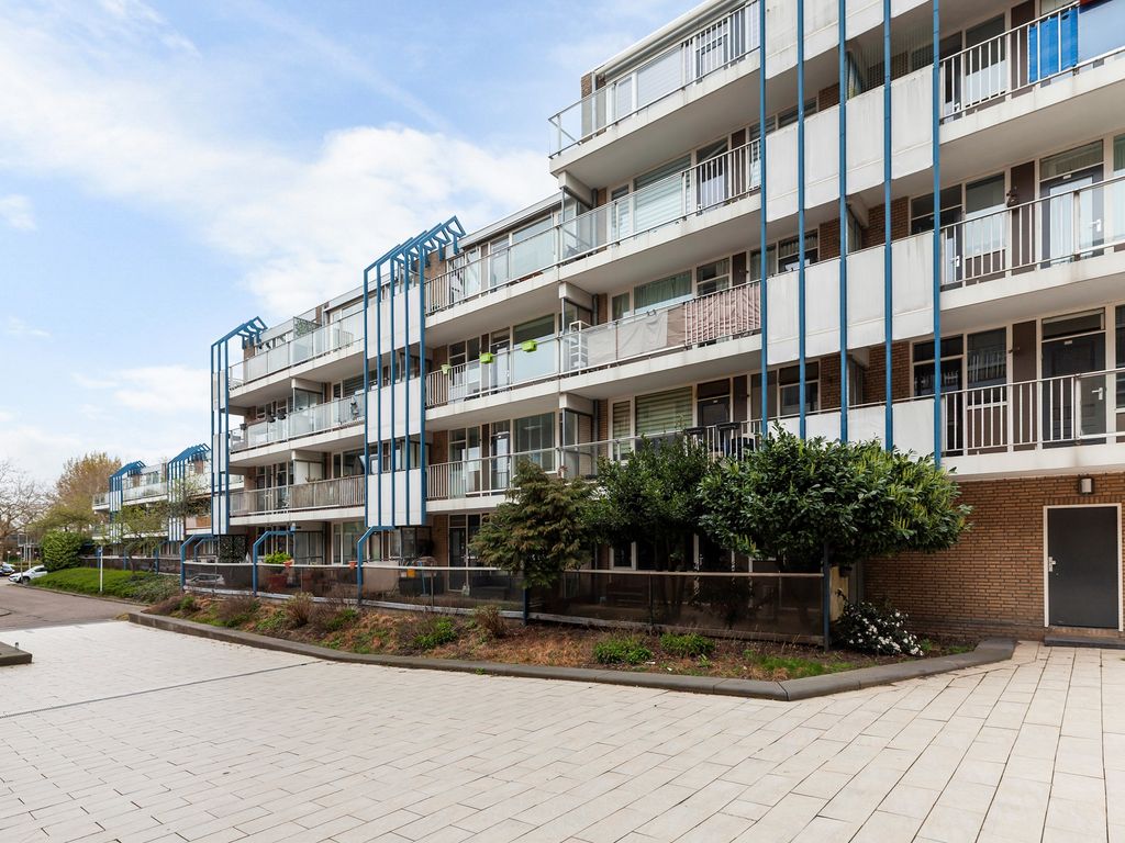 Zadkinerade 17, Capelle Aan Den Ijssel