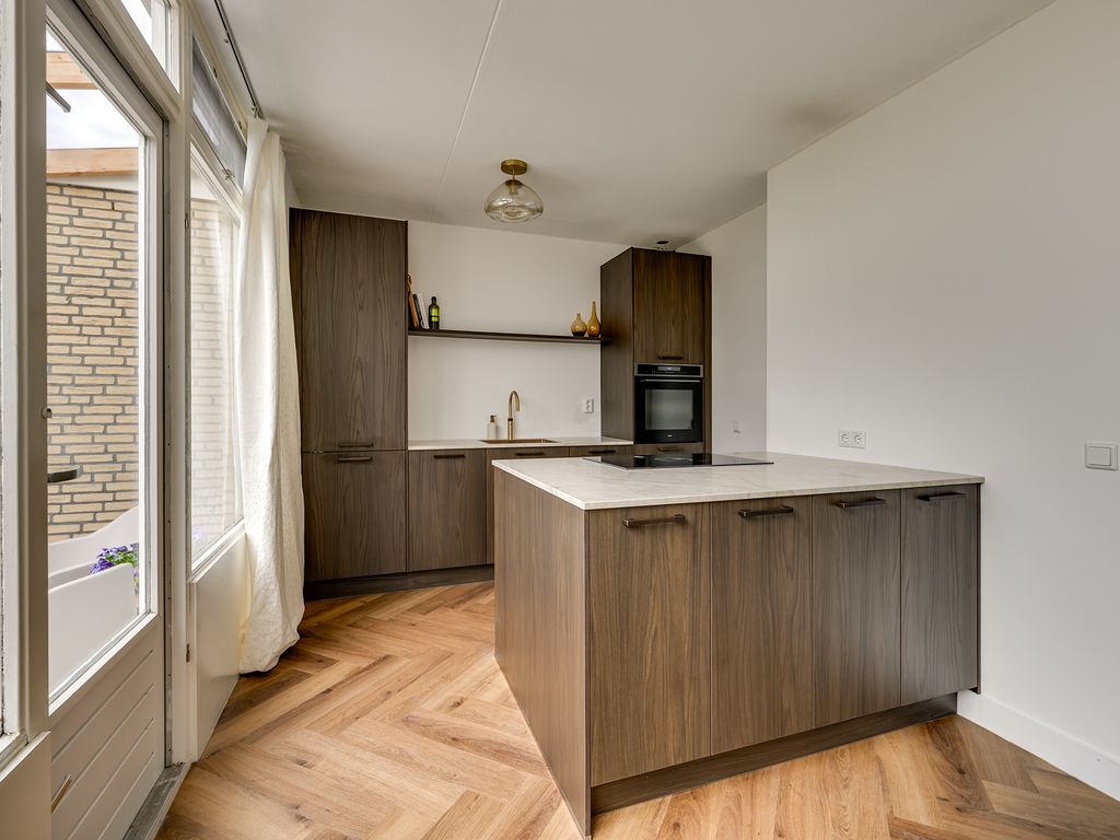 Willem-Alexanderplantsoen 31, Barendrecht