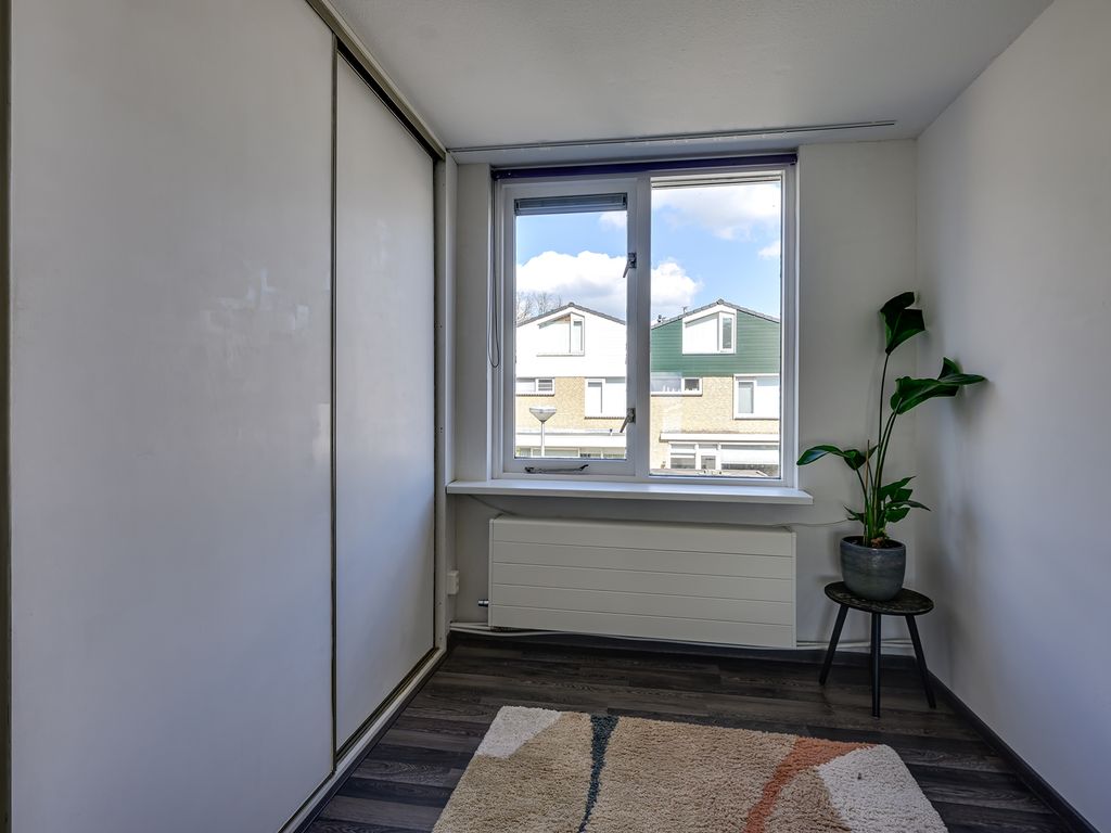 Willem-Alexanderplantsoen 31, Barendrecht