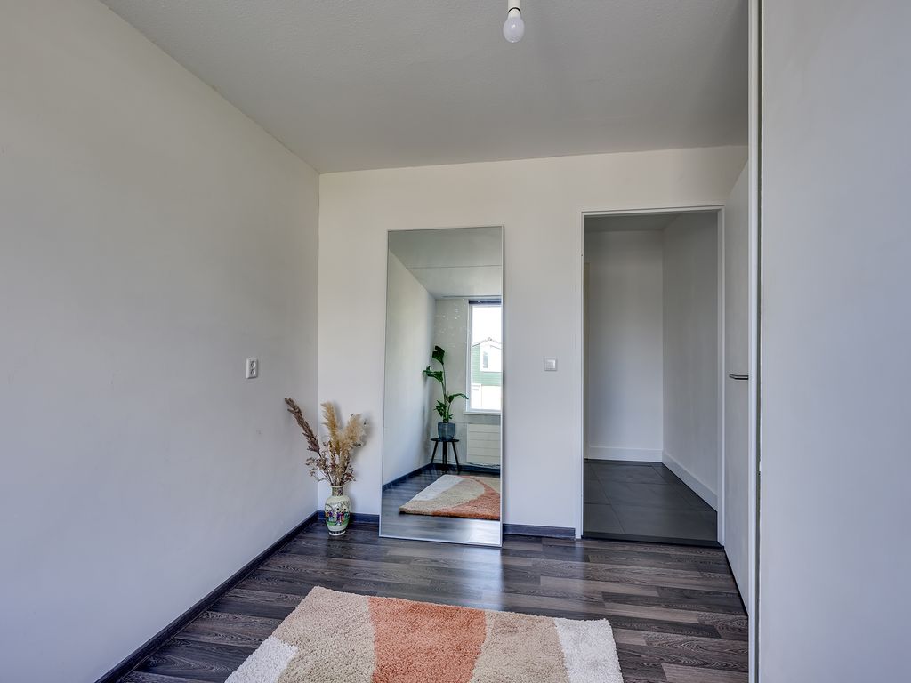 Willem-Alexanderplantsoen 31, Barendrecht