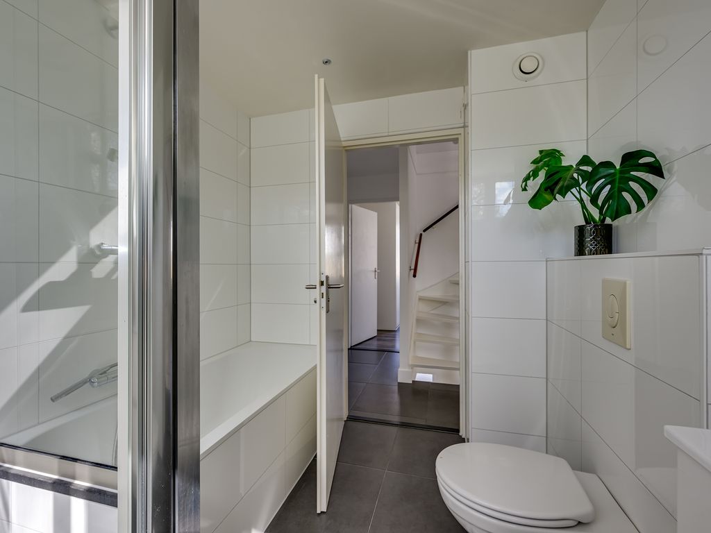 Willem-Alexanderplantsoen 31, Barendrecht