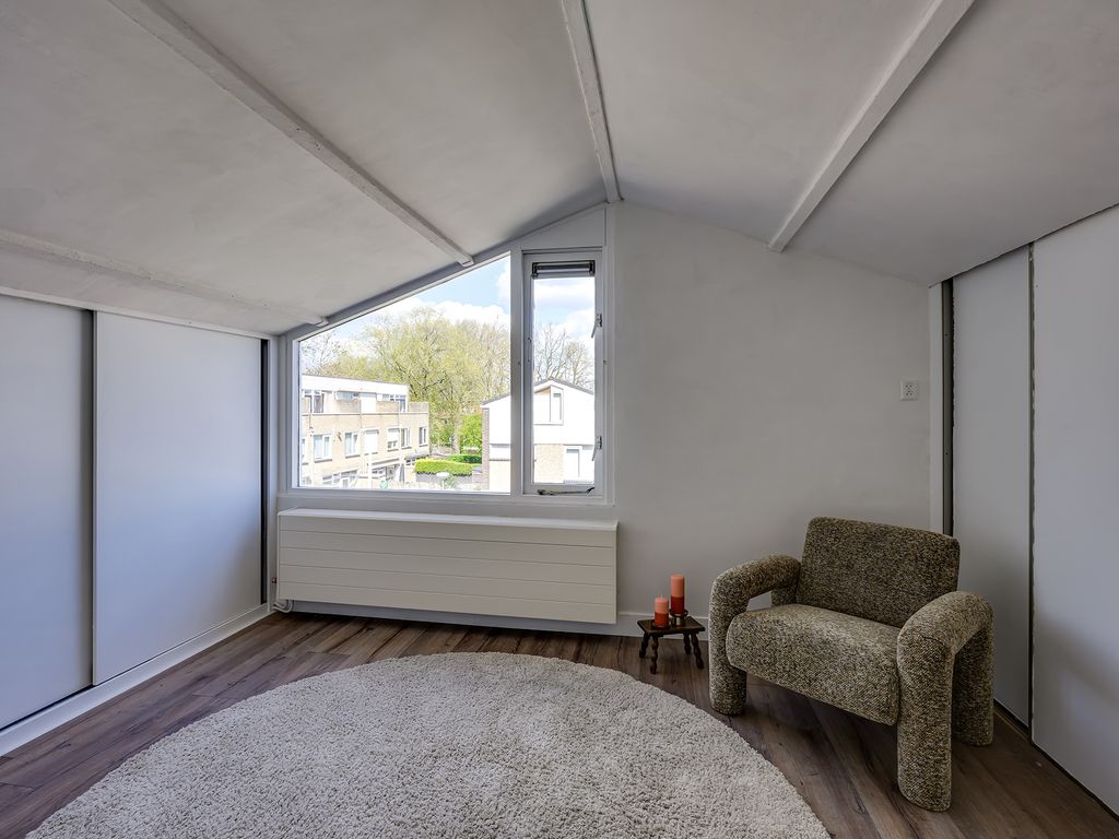 Willem-Alexanderplantsoen 31, Barendrecht