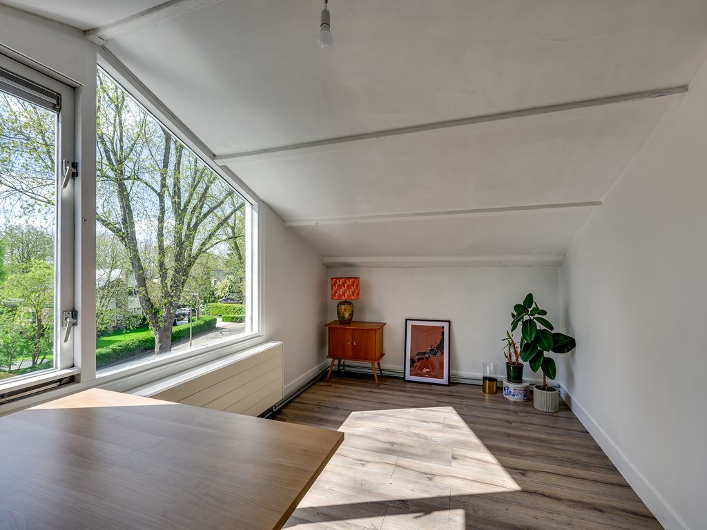 Willem-Alexanderplantsoen 31, Barendrecht