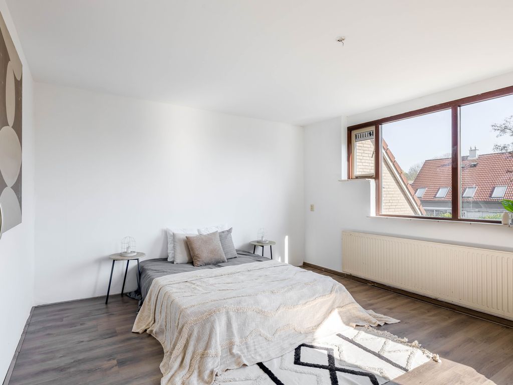 Patrijshoek 17, Spijkenisse