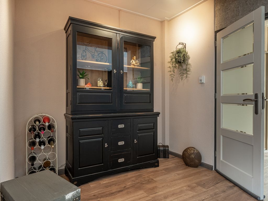 Schenkelstraat 16, Rhoon