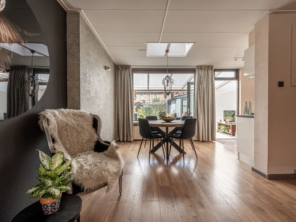 Schenkelstraat 16, Rhoon