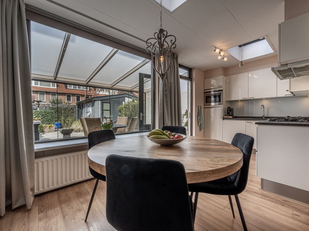 Schenkelstraat 16, Rhoon