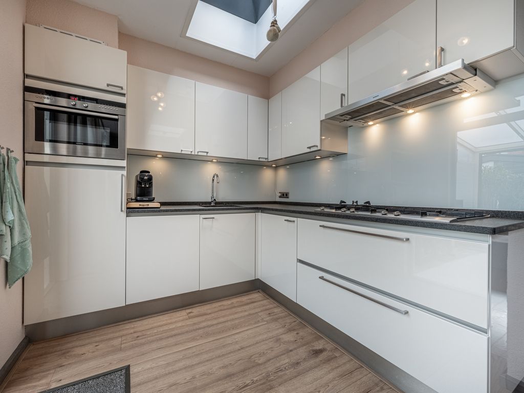 Schenkelstraat 16, Rhoon