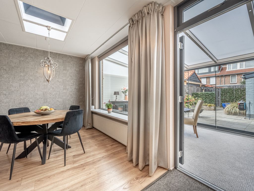 Schenkelstraat 16, Rhoon