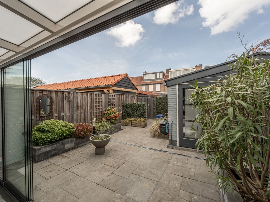 Schenkelstraat 16, Rhoon