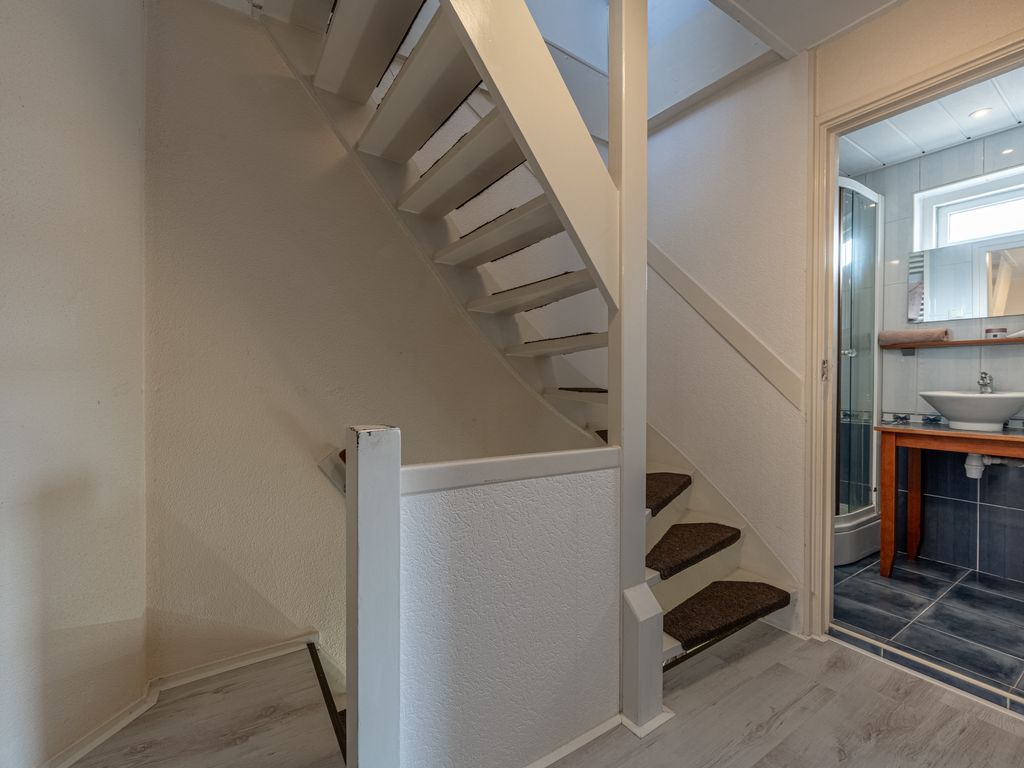 Schenkelstraat 16, Rhoon